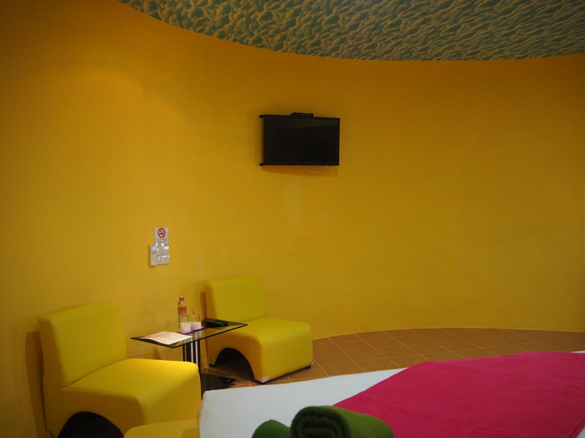 Fruit House Pattaya Motel Bang Lamung Eksteriør billede